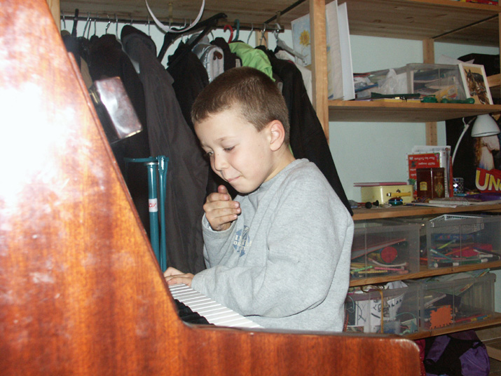 2003-09 011.jpg - DCF 1.0